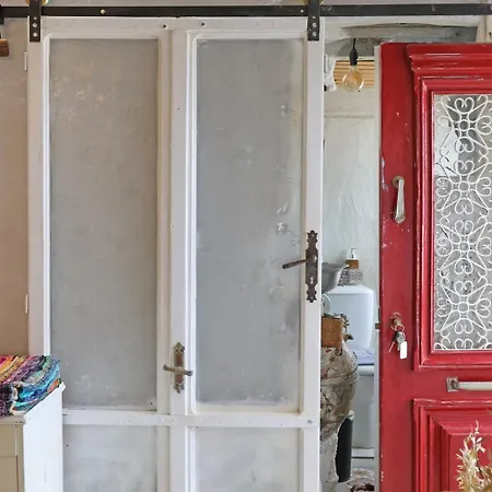 Artistic Cycladic House *