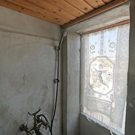 Artistic Cycladic House Hébergement de vacances Áno Sýros