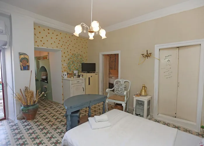 Artistic Cycladic House Ano Syros