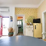 בית נופש Danielle 626 House Ano Syros אנו סירוס