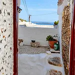Danielle 626 House Ano Syros בית נופש