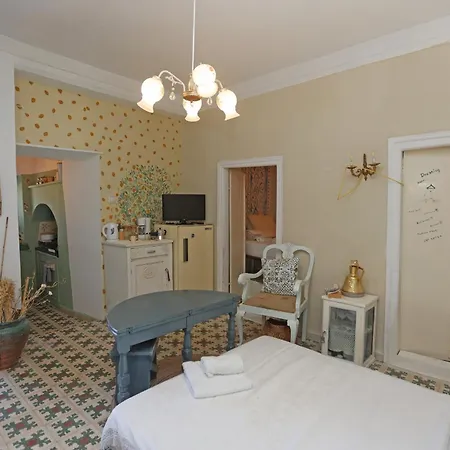 Artistic Cycladic House Ano Syros