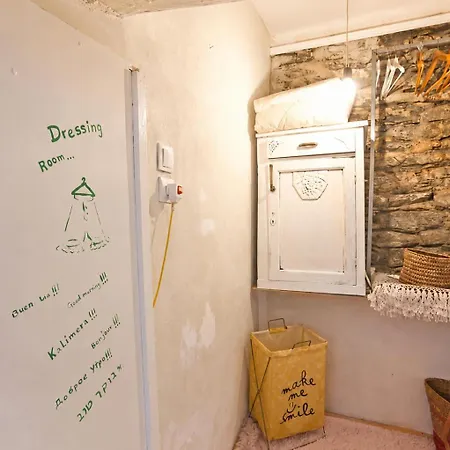 Danielle 626 House * Ano Syros